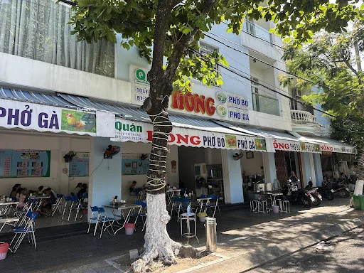 Quán phở Hồng